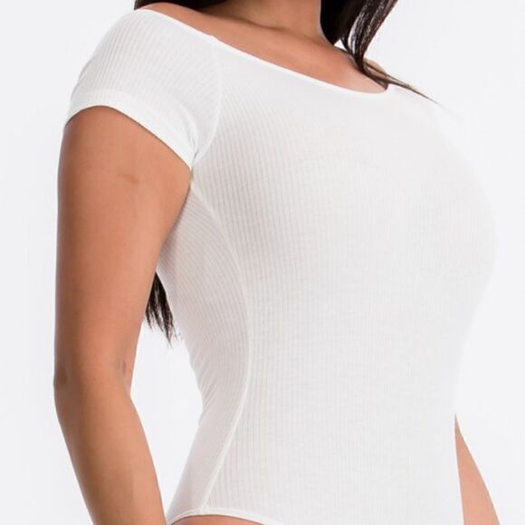 139. Scoop neck bodysuit snap between legs choose: mauve, black, navy, or white - Picture 7 of 9